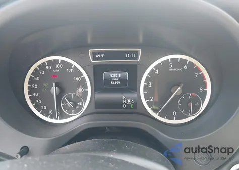 2017 Infiniti Qx30 Premium из США, поврежденный, VIN SJKCH5CP5HA025796